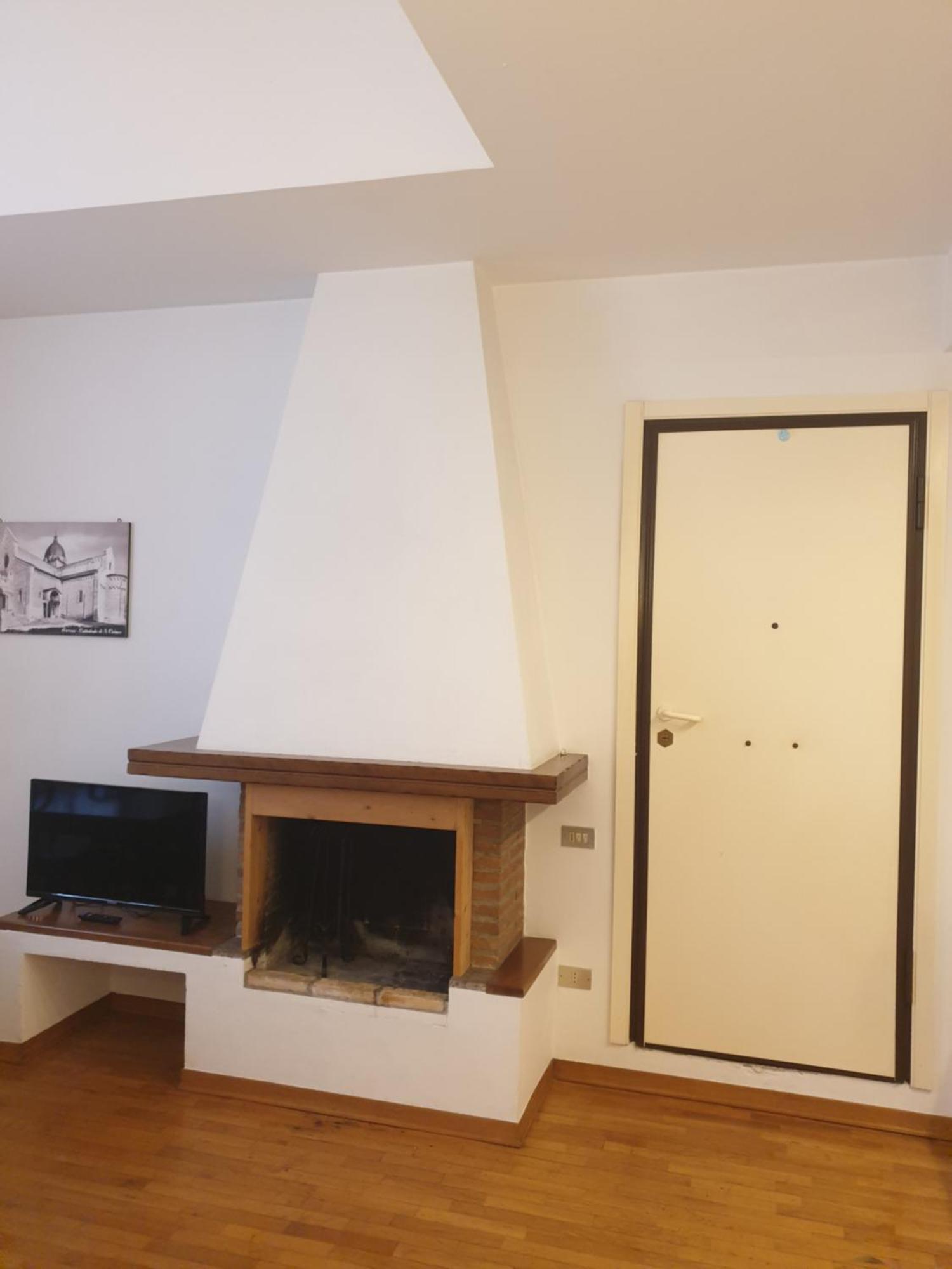 Residence Vanvitelli Ancona Bagian luar foto