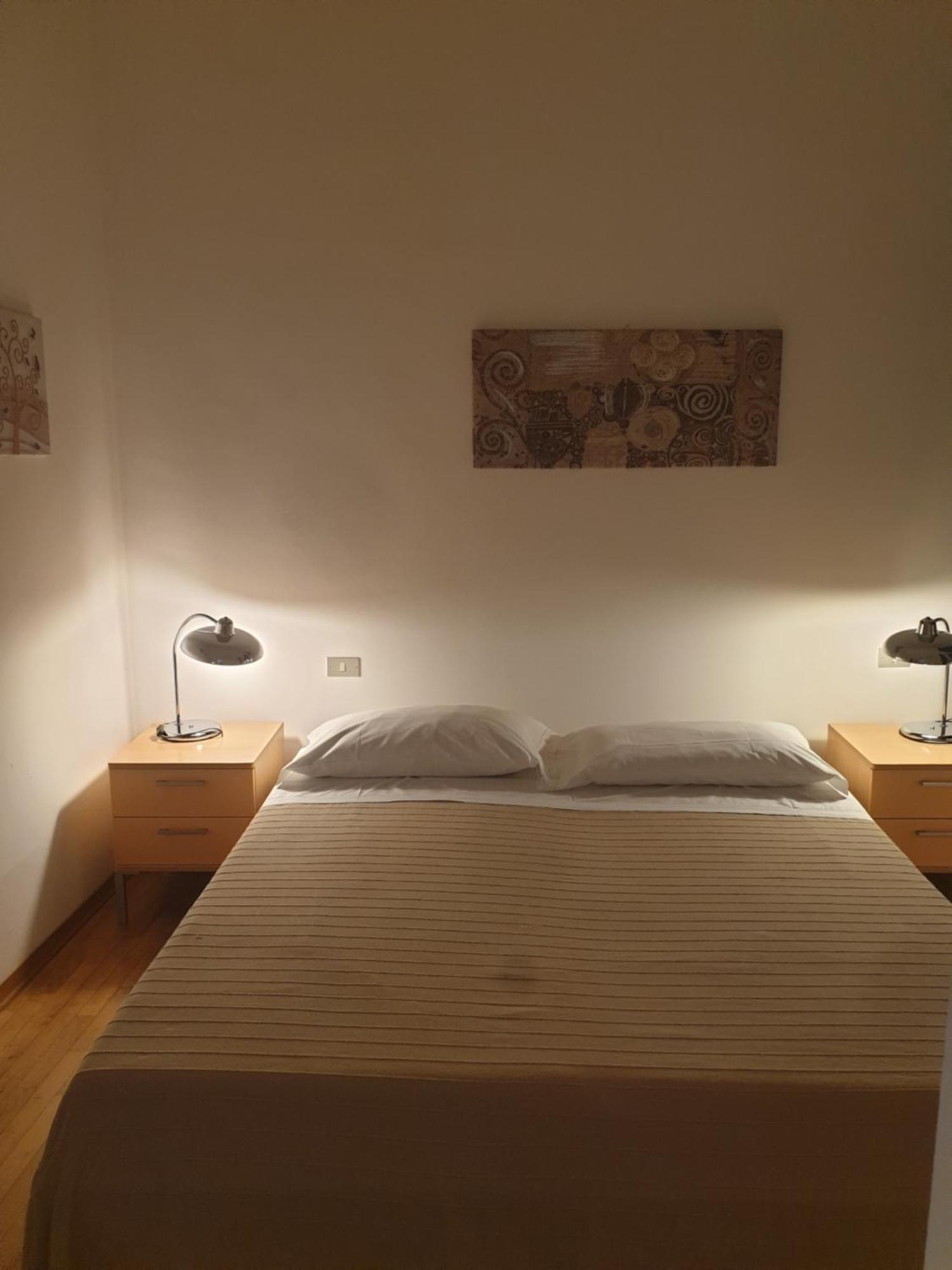 Residence Vanvitelli Ancona Bagian luar foto